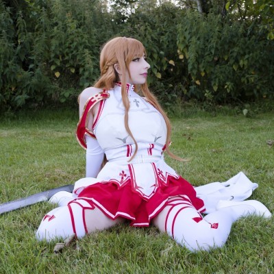 Mikomi Hokina Asuna