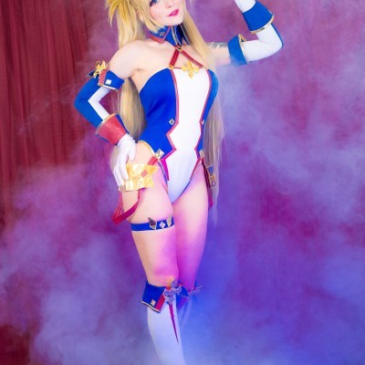 Katyuska Moonfox Bradamante