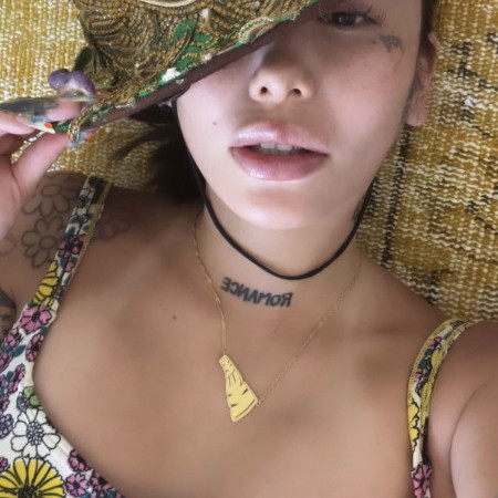 4CHANEL4's avatar