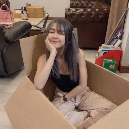 MiuMiu13's avatar