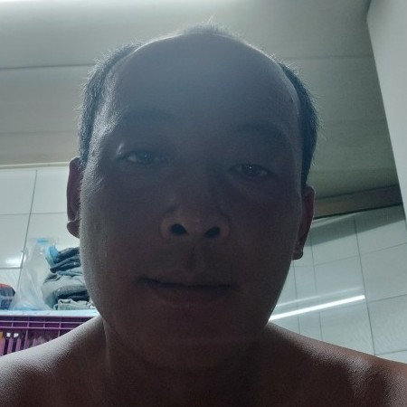 fb00055268's avatar