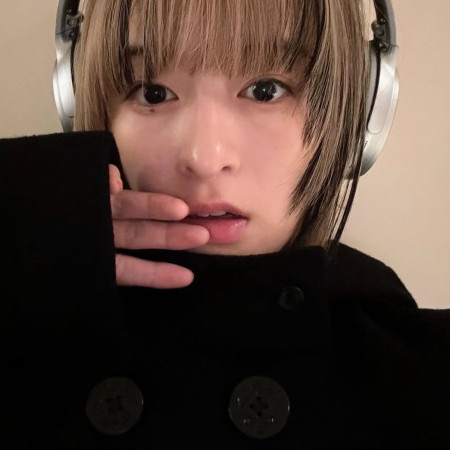 vhkossehjcdfhj's avatar