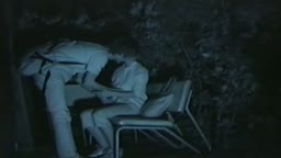 闇夜の公園カップル盗撮