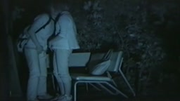 闇夜の公園カップル盗撮