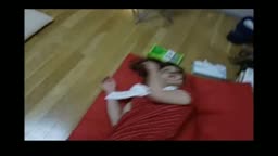 無修正 泥酔お持ち帰りした可愛らしい娘