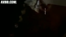 兄弟公干了迷翻他的漂亮老婆各种姿势玩她的小黑B