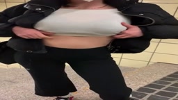 巨乳