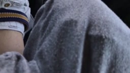 49歳教師　旦那さんの居ぬ間に元教え子と