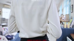 油亮黑絲美腿OL