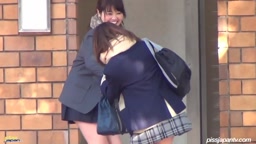 制服　野外　放尿　8