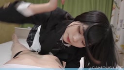 敏感スーパースリム18才りこちゃんの生外ハメ撮り口内発射！