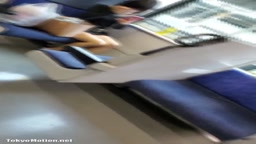 見せつけパンチラ53