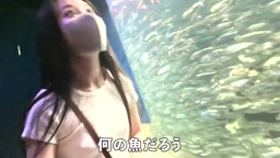 ノーブラで水族館に来てみたよ