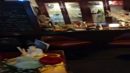 エロボディ妻 スナック網ワンピ露出