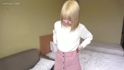 天美めあ＝紅羽めあ