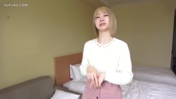 天美めあ＝紅羽めあ