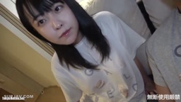 白眼アイドルミナちゃん　自宅ででセックス　連続逝きから生ハメ中だし　魚肉ソーセージでオナニー