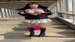 露出→電車対面