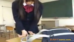 Japanese Amateur Girl Rubbing Herself