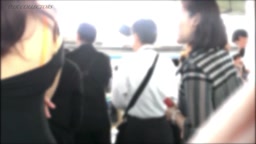 本物の痴漢現場潜入3 巨乳OL