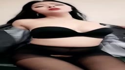 【素人撮影】おっぱいの大きなエロいボディのお姉さんのハメ撮り映像。