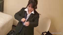 巨乳ダンス部。お泊りで特濃中出し。この制服ちゃん実は…