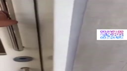多目的トイレ 突入