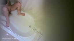 spy masturbation bathtub (1/2)