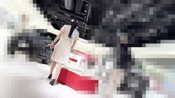 ディーラー　胸チラ　逆さ