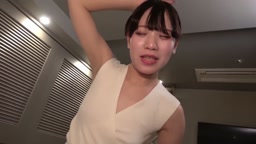 670 溢れ出るイキ潮が止まらない！人気メンエス嬢のプライベートSEX