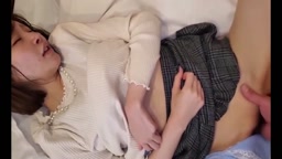 パイパンお姉さんに中出し