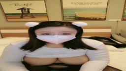 爆乳女の生放送 3