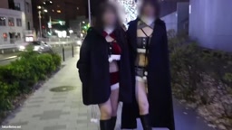 えっちなサンタコスのお姉さん2人に囲まれてやりたい放題ヤってきました