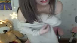 斗鱼TV主播ZZ小姨妈熊猫祖祖小姨妈露.奶扣.穴走私下海2