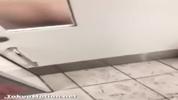 多目的トイレ突撃