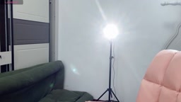 Y-b