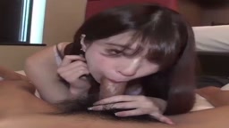 おっとり顔美人のフェラ口内