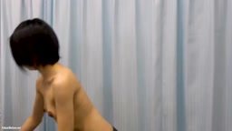 盗撮　診察　貧乳黒乳首