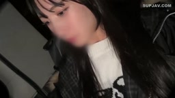 A girl with a 100cm big ass