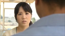 隣に住む男とはまる若妻