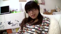 姉妹同部屋 彼氏とこっそりSEXしててもいやらしい声が聞こえちゃう…