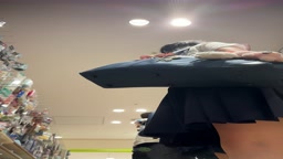 セーラー服JKの超絶前屈み