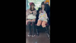 Seats facing each other㊲