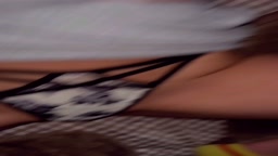 酔って寝てたギャル見てたら我慢できなくなって無理やり入れちゃったし気持ち良くて2回中出ししといた