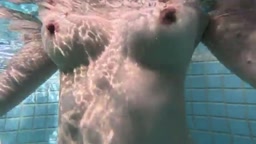 Fantia 日本温泉女子