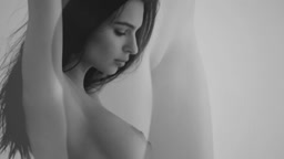 Emily Ratajkowski エミリー・ラタコウスキー ヌード 無修正版