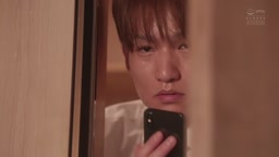 プライドの高い同期入社の女上司と出張先で相部屋。意外と押しに弱くて朝まで溺れるようにヤリまくった。 日下部加奈