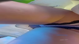 抄底高颜值气质少妇 看着儿子玩娃娃机好开心 蕾丝花边透明内内卡着屁沟好性感 毛毛清晰可见