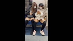 Seats facing each other㊴