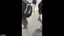 窃触26